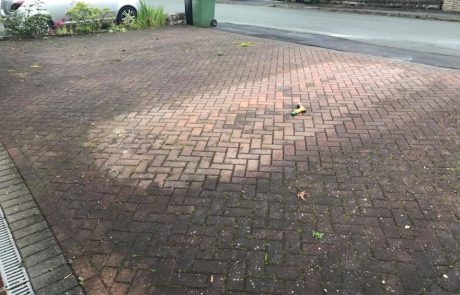 Block paved, weeds, moss, alage, pressure cleaned, jetwash